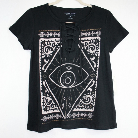 Lucky Lace-Up Choker Graphic Tee NWT - Picture 2 of 8